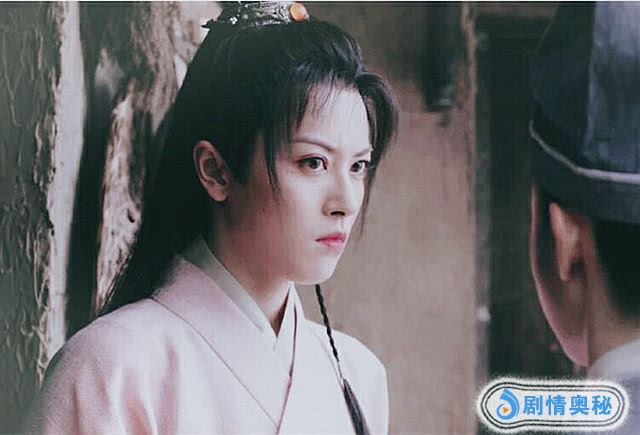 穿上女装的邢恩又被网友吐槽像男的你们也觉得不好看吗