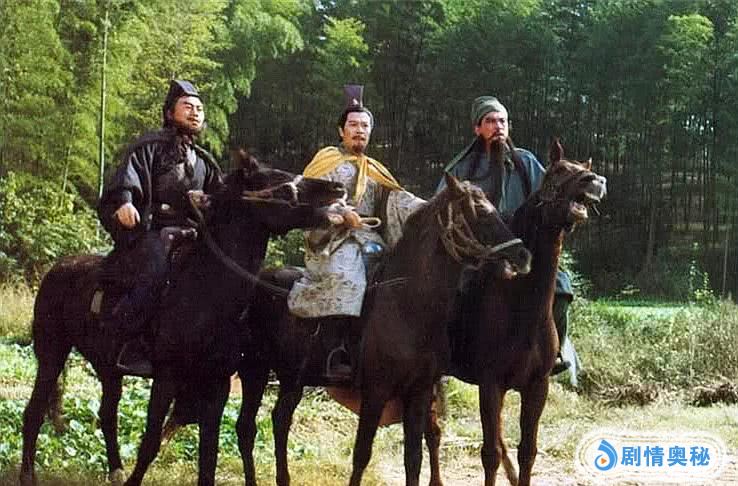 《三国演义》剧组重聚,诸葛亮,曹操,吕布都现身,唯独少了他