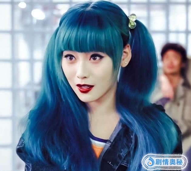《唐人街探案》中的黑客美女,生活照竟然美成这样,果断粉了!