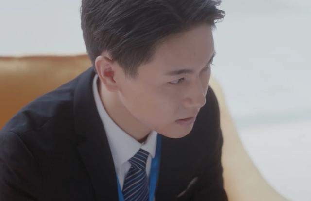 为什么房似锦扮有钱人会被同行戳穿？