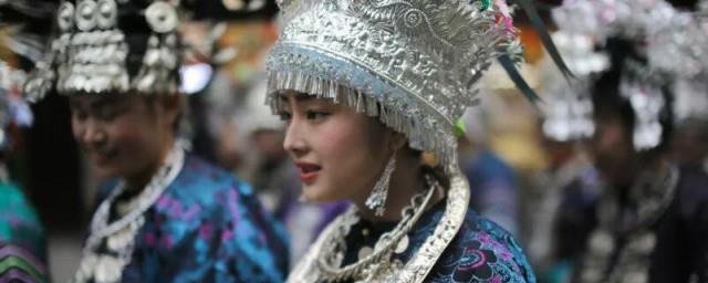 侗族服饰特点简介