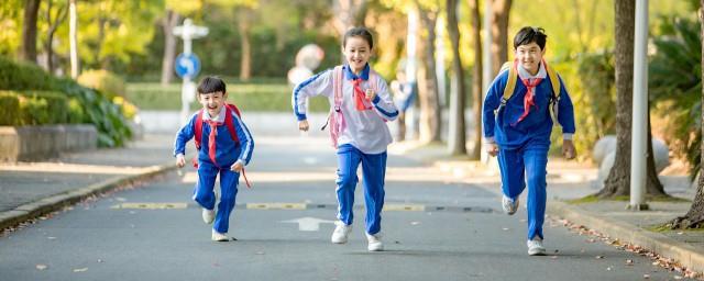 孩子没有朋友怎么安慰