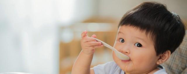 两个月女宝宝私处怎么清洗