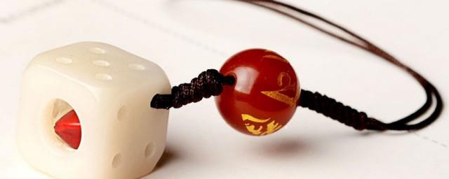 玲珑骰子安红豆的寓意
