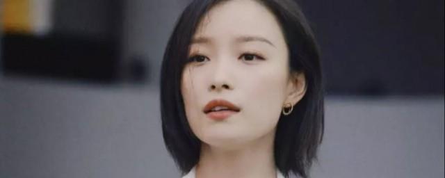 女人梦见自己剪了短发