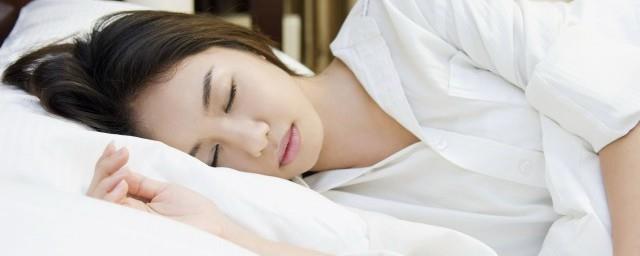 梦见大鱼在水库里游