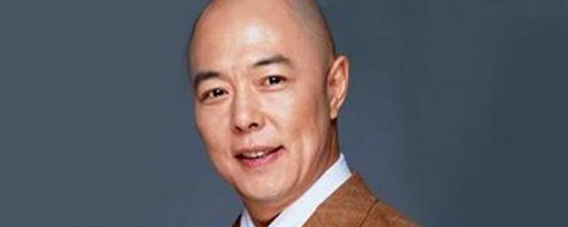 张铁林个人资料