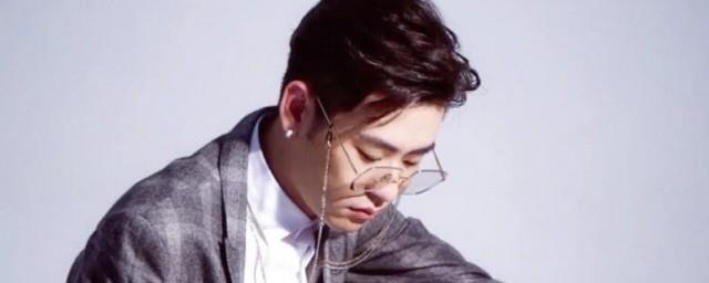 云雷灰什么意思