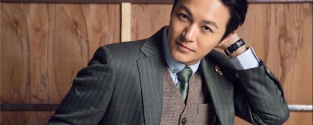 隋唐英雄传里的李世民是谁扮演的