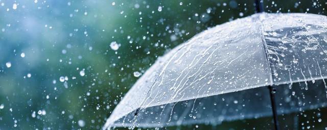 雨天正能量的句子有哪些