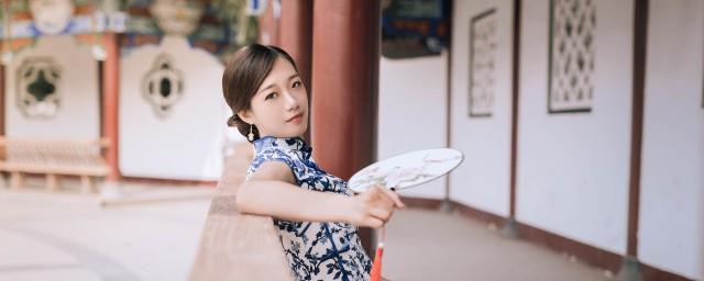 关于女性的文案