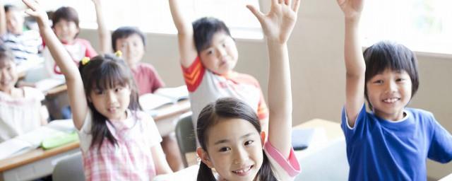人受一口气佛受一炉香是什么意思