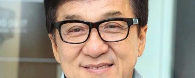 成龙的简介