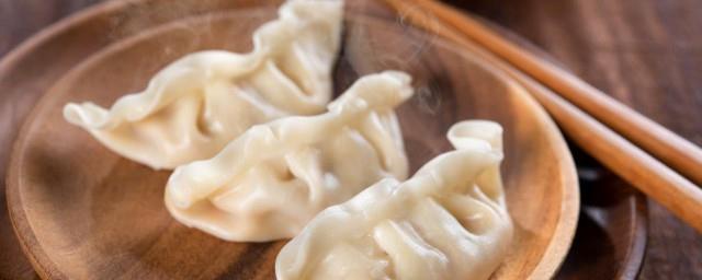 春节的传统食物
