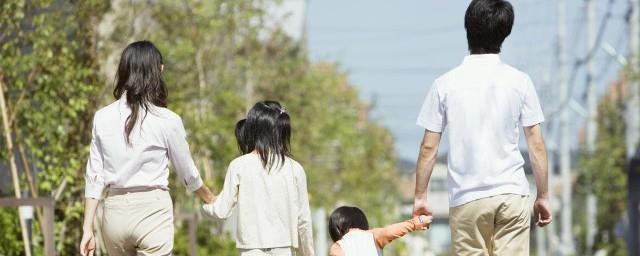 压马路什么意思