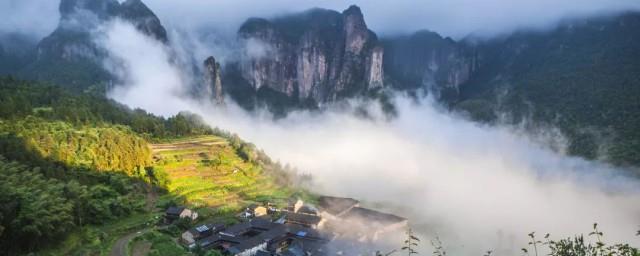 大山深处唯美诗句