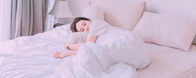 梦见鸡下蛋和拣蛋是什么意思