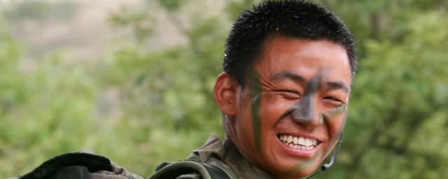 士兵突击是哪一年上映的