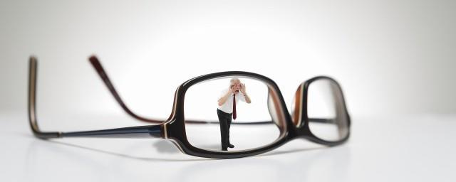 梦见眼镜寓意