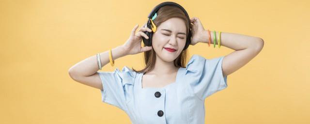 歌曲爱情故事方季惟唱的