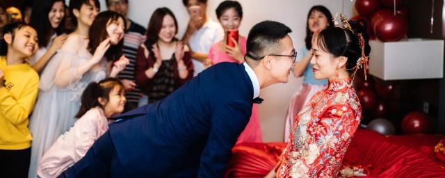 结婚纪念日贺卡怎么写