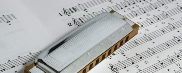 有一首粤语歌曲歌词是吹呀吹