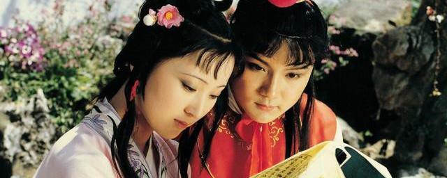 宝玉送旧手帕给黛玉是什么意思