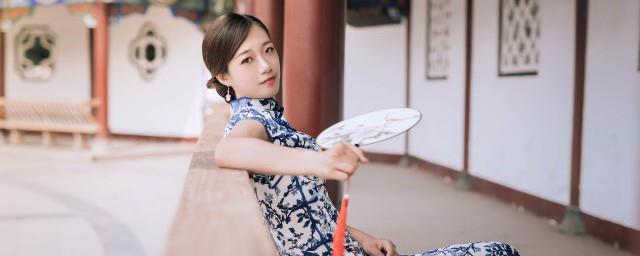 夸长辈女性年轻漂亮的话