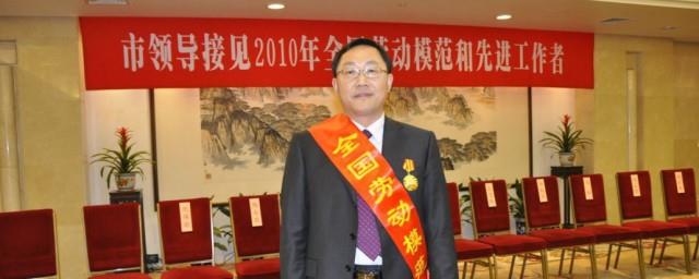 王崧舟简介