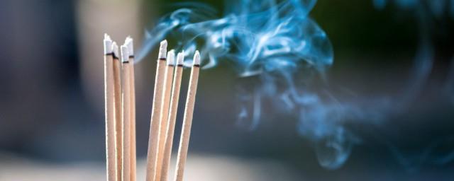 拜佛烧香祈福的心情说说