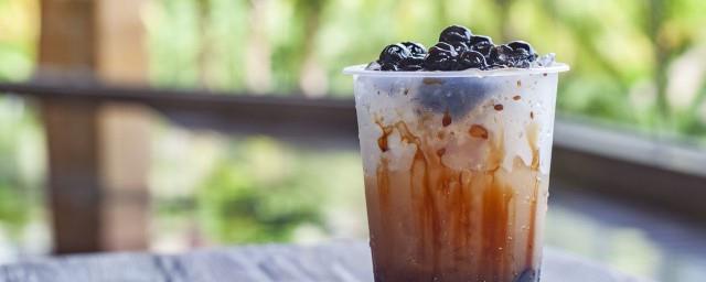 入秋第一杯奶茶什么意思