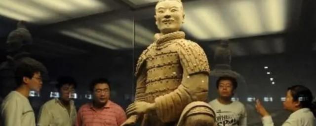 兵马俑是陶俑吗
