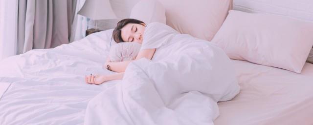 女人梦见鲫鱼什么预兆