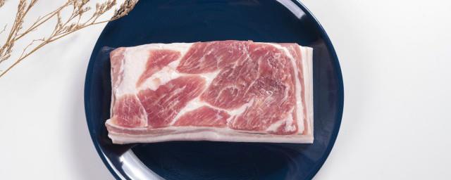 梦见和别人一起吃猪肉