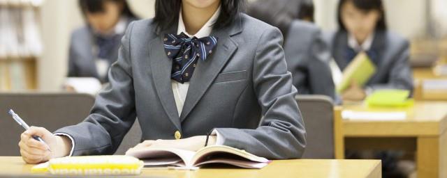 女孩含金含水的名字