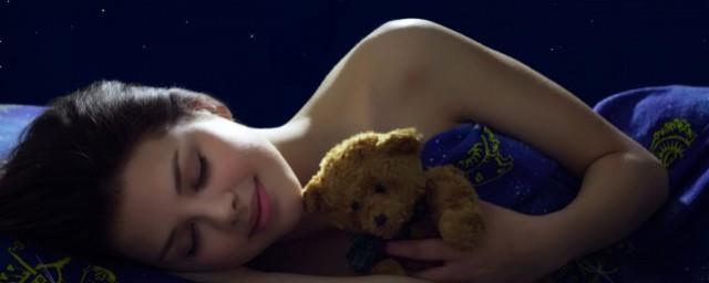 梦见别人主动还钱给我