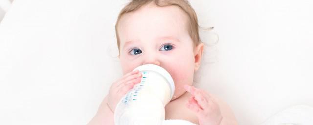 2022属虎男孩最吉利的名字免费