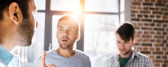 搞怪的英文姓氏介绍