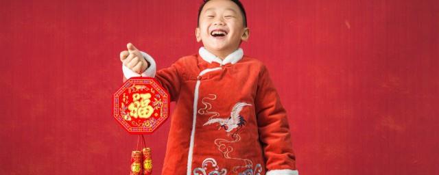 三点水寓意好的男孩名