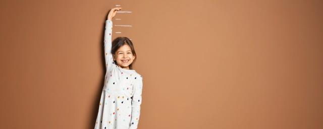 女孩标准身高表