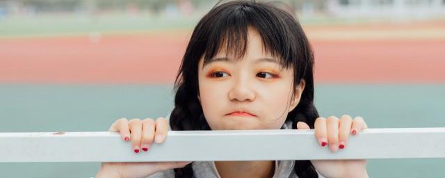 带羽字旁的女孩名字