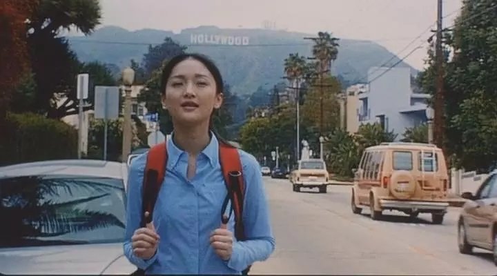 香港有个荷里活电影什么时候上映的？