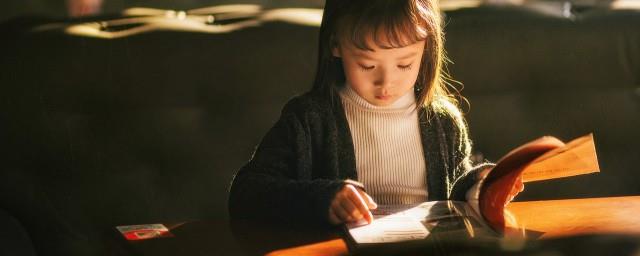 巾字旁的女孩名字