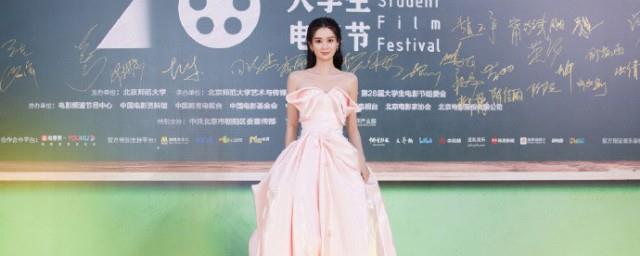 在你的冬夜里闪耀剧情介绍