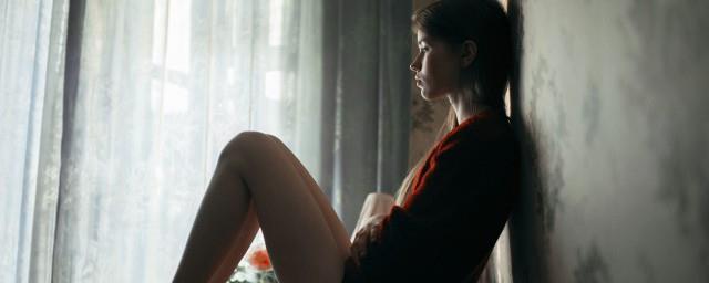 安慰女孩子的话简短精辟的