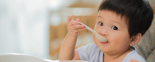 属鸡用什么字取名