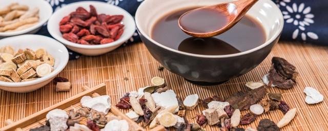 历史上有哪几个著名的医生